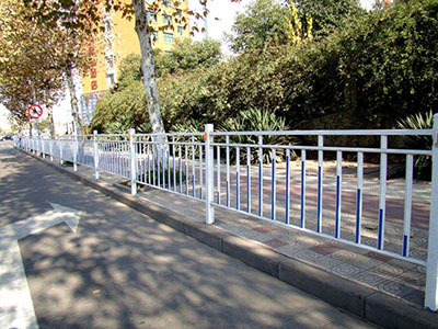 公園鋅鋼護(hù)欄